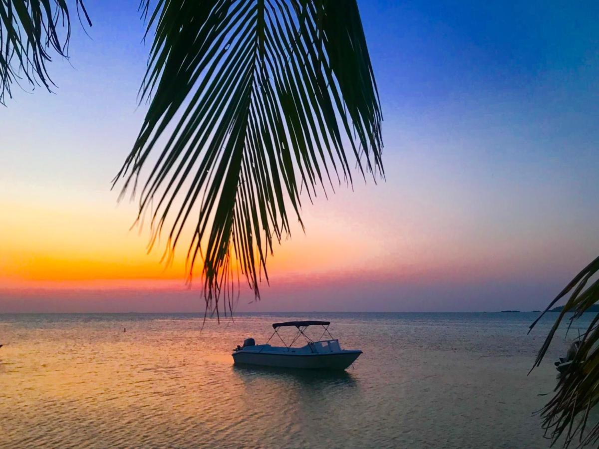 Wind Breeze Sunset View Inn กุราอิธู ภายนอก รูปภาพ